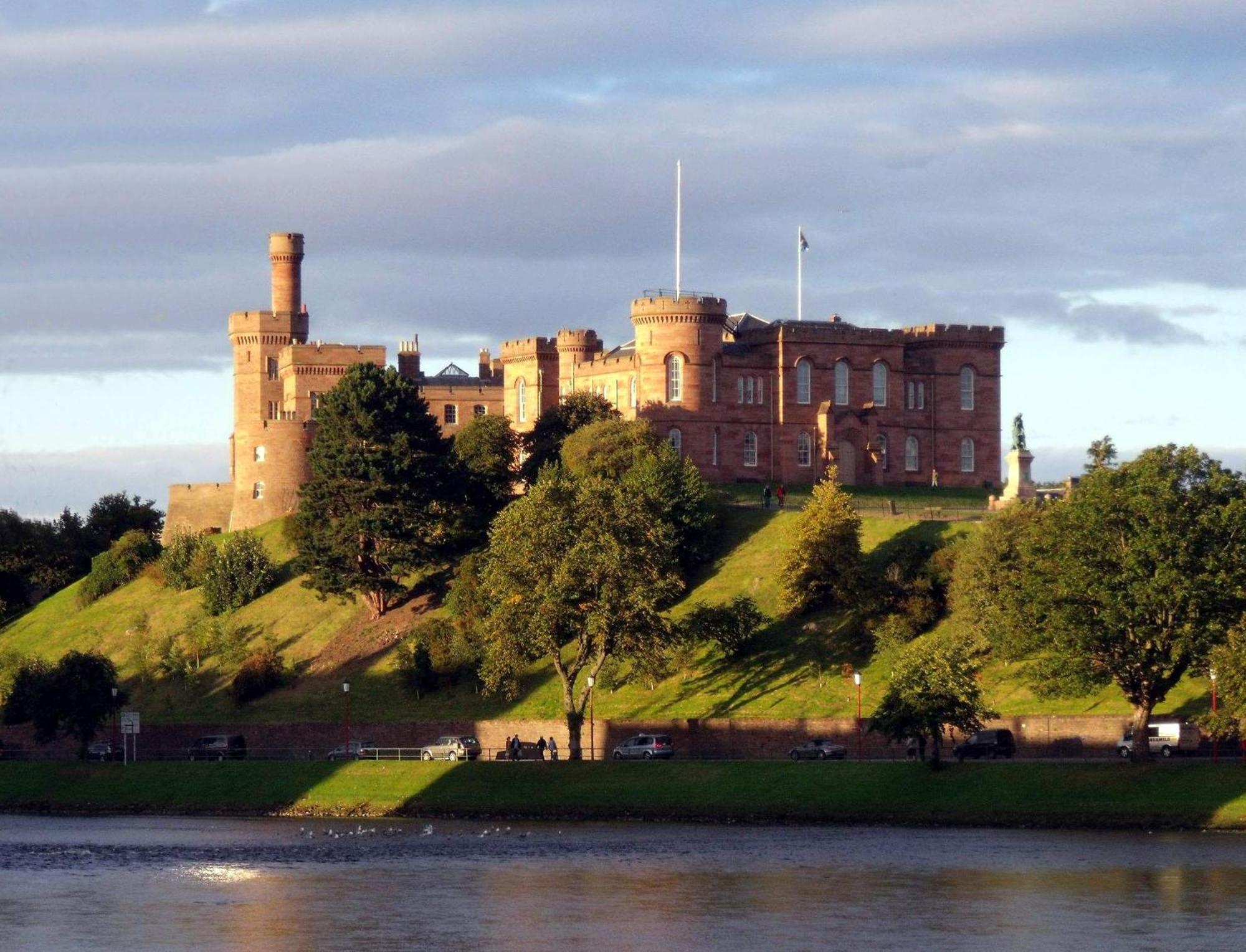 Atherstone B&B, Inverness
